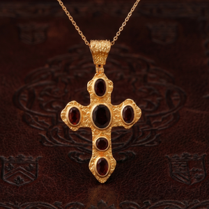Collier pendentif croix grenat, bijou religieux chrétien, pierre de naissance, serti clos, en laiton, pour femme, idéal pour les fêtes - Product Image 2