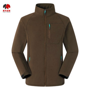 แจ็คเก็ตซอฟต์เชลล์ดีไซน์พิเศษสำหรับผู้ชายจาก Ryan Pro Gear เนื้อผ้านุ่มสบาย ปิดด้วยซิป พร้อมโลโก้แบบกำหนดเองและดีไซน์กระเป๋า - Product Image 6
