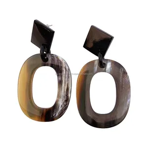 Pendientes de cuerno de búfalo de la mejor calidad, diseño moderno, joyería artesanal de cuerno hecha a mano para mujeres, regalos de boda - Product Image 1