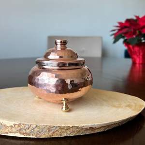 Pot de rangement vintage en cuivre et laiton fait main avec couvercle, boîte à bijoux décorative, pot à bonbons, conteneur de décoration d'intérieur traditionnel de luxe - Product Image 3