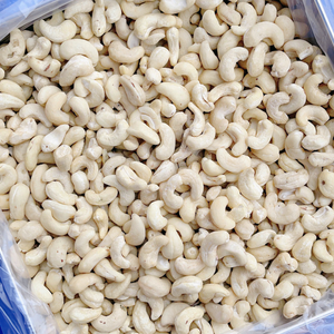 Núcleos de Anacardo de Fábrica Confiable SANTIGO Kaju, Nueces de Anacardo, Núcleos de Caju, Badam, Empaque OEM, ODM - Product Image 1