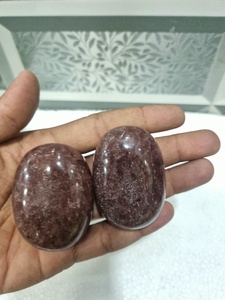 Pierre de palmier en quartz fraise naturel en gros, cristal rose pour la méditation, le Reiki et la guérison énergétique - Product Image 2