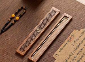 Boîte diffuseur d'encens en bois, brûleur d'arômes artisanal en bois, design fumé - Product Image 2