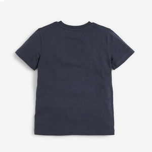 เสื้อยืดเด็กผู้ชายผ้าฝ้าย OEM แขนสั้น คอวี รุ่น 2026 เนื้อผ้านุ่ม ระบายอากาศดี ราคาขายส่ง - Product Image 1