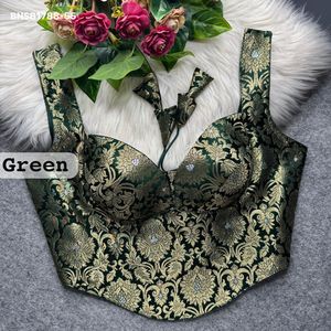 Magnifique Blouse Femme Sans Manches Style Corset Rembourrée avec Broderie Zari et Dori ZigZag au Dos, en Tissu Banarasi Lourd – Tendance Mode Féminine - Product Image 3