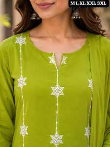 Conjunto de Kurti, Pantalón y Dupatta de Algodón Premium Bordado para Mujer |   Kurta Recta de Diseño Festivo con Pantalón Estampado y Malm de Algodón - Product Image 5