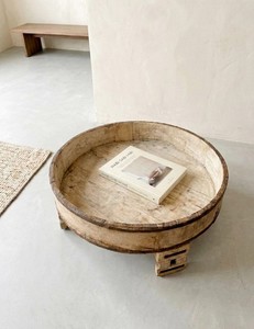 Mesa de Centro Vintage de Madera Chakki con Base Metálica, Mueble Rústico Indio para Sala de Estar, Dormitorio o Casa de Campo - Product Image 1