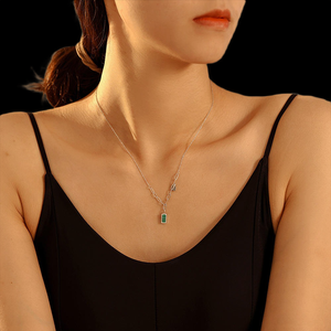 Collier moderne en moissanite pour femme avec pierre taille brillant, idéal pour les fiançailles, les mariages et les soirées - Product Image 6