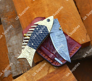 Couteau pliant de poche EDC de qualité industrielle avec lame Damas à pointe tombante et manche en laiton gravé motif nid d'abeille pour la pêche, la chasse - Product Image 2