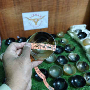 Plato de Servir Hecho a Mano de Cuerno de Buey, Tamaño Extra Pequeño, 3 Pulgadas de Diámetro, Estilo Clásico, Material Natural, a Precio Económico - Product Image 2