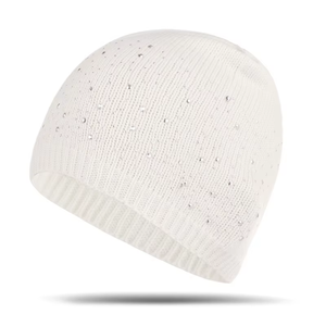 Bonnet tricoté uni avec strass brillants, doux et extensible, idéal pour l'extérieur, chaud et confortable - Product Image 2