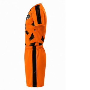 Ensemble de maillots de football professionnels conçus pour les séances d'entraînement et les matchs de compétition avec une technologie de tissu haute performance - Product Image 3