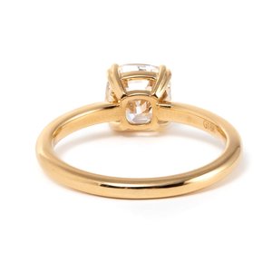 Anillo de compromiso de oro macizo de 18K con diamante de laboratorio de 1.5 quilates, corte antiguo tipo cojín, certificado IGI, venta al por mayor - Product Image 2