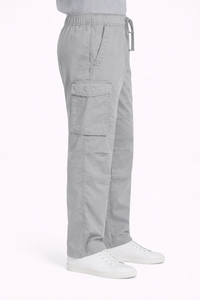 Pantalones cargo gris claro para hombre con cintura elástica con cordón, pantalones utilitarios de corte relajado con múltiples bolsillos con solapa, cómodos - Product Image 2