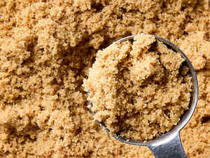 Azúcar de Caña Blanca Refinada, Calidad de Exportación, Granulada Fina, Apariencia Cristalina, en Bolsitas para Procesamiento y Mezcla de Bebidas - Product Image 6