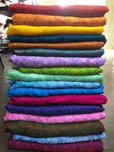 Farol de Bambú y Seda Vietnamita de Alta Calidad, 30-40cm, Decoración para Bodas, Farol Colgante de Seda de Hoi An, Vietnam - Product Image 6