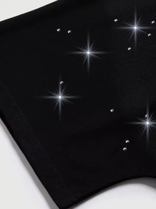 Elegante camiseta con pedrería y diseño brillante, ajuste cómodo, perfecta para salidas informales, fiestas y un toque de glamour diario. - Product Image 3