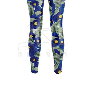 Leggings de sport pour femmes, fabriqués au Pakistan, imprimés numériquement, confortables, pour le yoga, en promotion. - Product Image 4