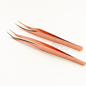 Ensemble de pinces à cils personnalisées en or rose avec étui, marque privée, en acier inoxydable, antimagnétique et durable - Product Image 2