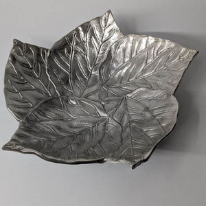 Décorations en forme de feuille, feuille en métal plaqué argent, feuille décorative en aluminium nickelé, plateau de service pour fruits secs - Product Image 1