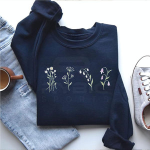 Sweat-shirt brodé pour femme, en coton doux et molletonné, idéal pour un usage quotidien décontracté en hiver et pour un style streetwear. - Product Image 4