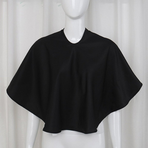 Capes de coiffure professionnelles courtes pour salon, en matériau de haute qualité, logo personnalisé, vente en gros, nouvelle arrivée 2026, fournisseur ODM - Product Image 1