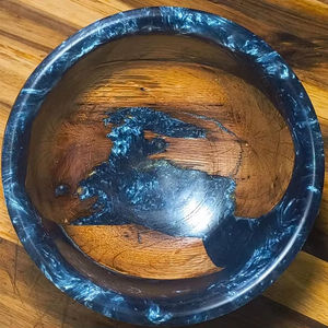 ชามไม้เคลือบอีพ็อกซี่สีม่วงสวยงาม เป็นมิตรกับสิ่งแวดล้อม เหมาะสำหรับงานปาร์ตี้ บ้าน โรงแรม และร้านอาหาร - ชามเสิร์ฟแบบคลาสสิก - Product Image 1