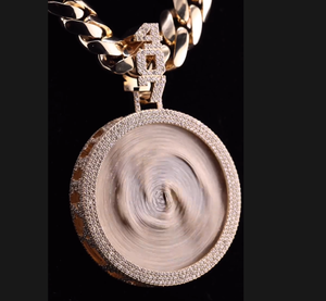 ผ่านการทดสอบเพชร Iced VVS มอยส์ซาไนต์ เงินแท้ 925 ชุบทอง 18K ได้รับการรับรองจาก GRA เครื่องประดับฮิปฮอปสุดหรู สร้อยพร้อมจี้ - Product Image 2