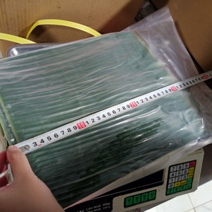 ใบกล้วยแช่แข็งจำนวนมากเพื่อการส่งออก | 100% ธรรมชาติ | precut สำหรับการห่อนึ่งอาหารเอเชีย | มีฉลาก OEM - Product Image 4