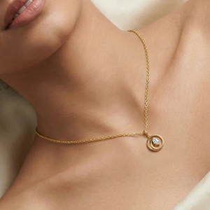 Collar Clásico con Colgante de Diamante en Oro, Corte Brillante Redondo, Cadena de Caja, Unisex, para Uso Diario - Product Image 4