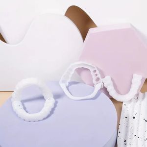 Protectores Bucales Ortodónticos de Silicona Suave con Estuche de Almacenamiento - Alineadores Dentales Invisibles Multiusos para Blanqueamiento Dental - Product Image 4