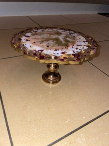 Support à gâteau décoratif en résine avec motifs géométriques pour la restauration de luxe et la présentation d'événements - Product Image 5