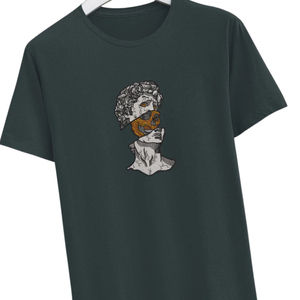 T-shirt à manches courtes vert foncé pour homme avec motif de crâne imprimé numériquement, col rond, coupe décontractée, jersey en coton, design sur le devant - Product Image 5