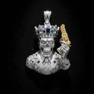 Pendentif Crâne Style Hip-Hop avec Couronne et Accents Diamantés, Plaqué Or 18K, Breloque Thème Homme - Product Image 3