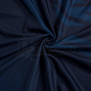 Uniformes de Fútbol Personalizados al por Mayor para Equipos, Tela Transpirable Premium, Jersey y Pantalones Cortos Sublimados Ligeros para Clubes Escolares - Product Image 4