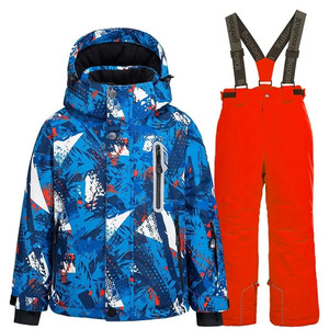 Traje de Esquí Personalizado Unisex para Niños, Chaqueta de Nieve con Capucha y Pantalones con Tirantes para Esquiar y Hacer Snowboard - Product Image 4