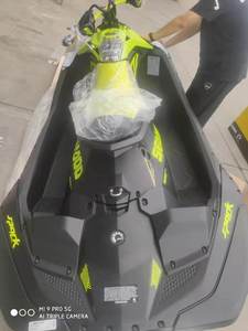 Jet ski 2 places, 4 temps, en fibre de verre, pour sports nautiques et usage maritime - Product Image 2