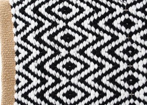 Tapis de porte en coton géométrique noir et blanc, tissé, antidérapant, résistant aux taches, réversible, pour salle de bain, cuisine, entrée - Product Image 3