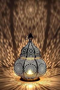 Faroles Marroquíes Elegantes de Metal y Vidrio con Lámpara de Farol y Portavelas Colgantes para Decoración del Hogar, Diwali, Eid, Navidad - Product Image 4