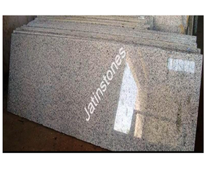 Losas de Granito Indio Blanco Pulido C para Encimeras de Cocina, Revestimiento de Paredes, Baldosas de Piso y Superficies de Construcción - Product Image 1