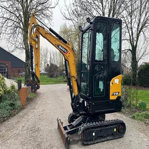 Excavadora compacta Sany SY18C de alta eficiencia, diseñada para trabajos de precisión en espacios reducidos, con motor confiable y brazo retráctil duradero. - Product Image 6