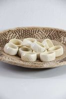 Anneau de serviette de style américain moderne avec incrustation, support de serviette écologique et durable pour table à manger, décoration de mariage - Prix