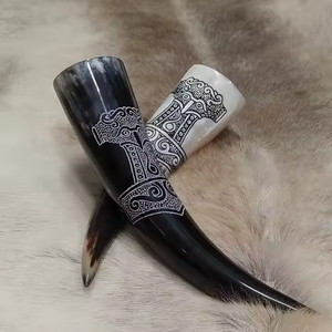Cuerno de Vaca 100% Natural para Beber Cerveza, Estilo Vikingo, Hecho a Mano y Pulido - Product Image 1