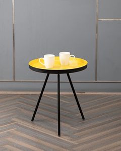 Table d'appoint en métal maillé pour un style intérieur industriel, salon, chambre, balcon, terrasse, café et restaurant - Product Image 1