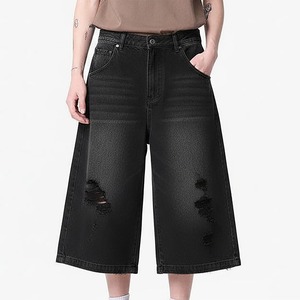 Pantalones Capri de Mezclilla Negros de Cintura Alta para Hombre con Detalle Desgarrado, Estilo Casual, Cierre con Botones - Product Image 2