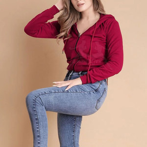 เสื้อครอปท็อปมีซิป ผ้าเนื้อนุ่ม สวมใส่สบาย ระบายอากาศได้ดี เหมาะสำหรับการเดินทางและสไตล์ลำลอง - Product Image 6
