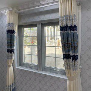 Puerta Mosquitera Plegable Moderna de Aluminio con Malla de 20 Hilos, Fabricante OEM ODM - Product Image 1