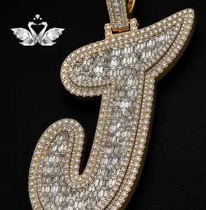 Pendentif Hip Hop en Moissanite le plus vendu pour collier de style rappeur, bijoux en argent sterling finition or, disponible au meilleur prix - Product Image 5