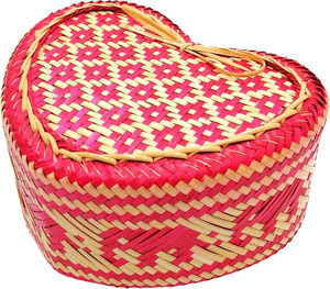 Heart-shaped woven <b>tray</b> <b>basket</b> Seagrass decor - Product Image 5