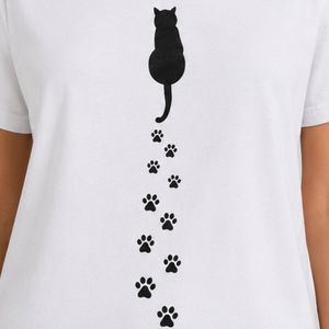 Camiseta extragrande con estampado gráfico de pata de gato negro minimalista para mujer, camiseta informal de manga corta con cuello redondo, camiseta de moda de verano - Product Image 5